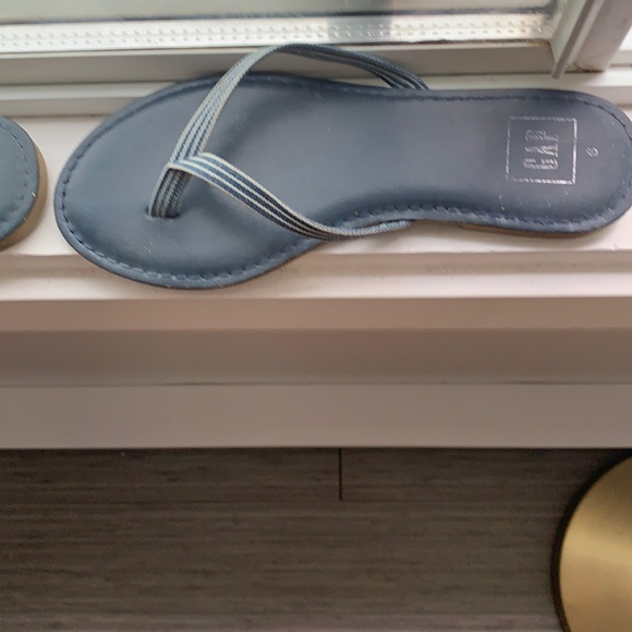 Gap blue flats - Picture 1 of 5